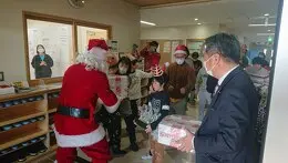 mode3_w260-2021.12.24はなのうらクリスマスケーキプレゼント